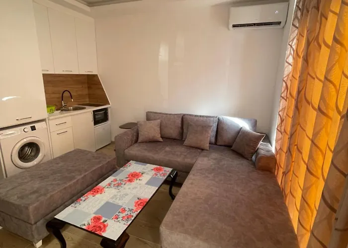 Lazar * トレビニエ